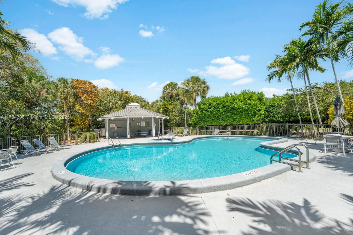 Lakeridge - Residential