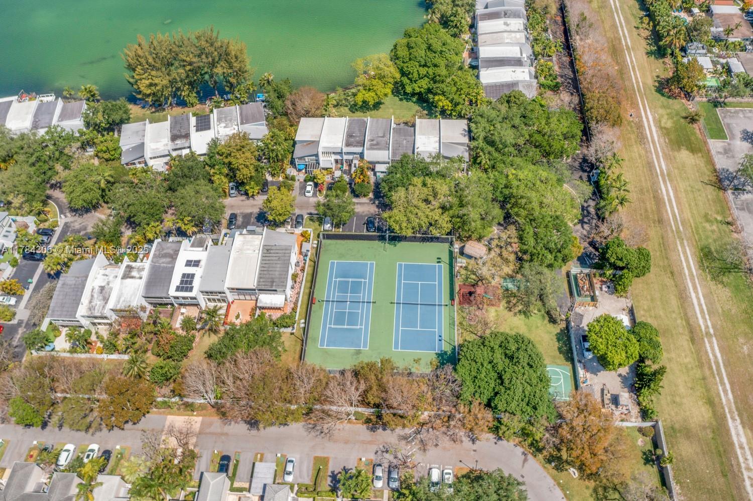 Lakeridge - Residential