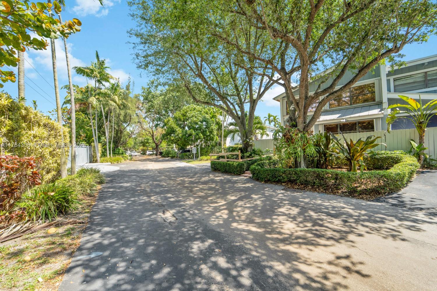 Lakeridge - Residential