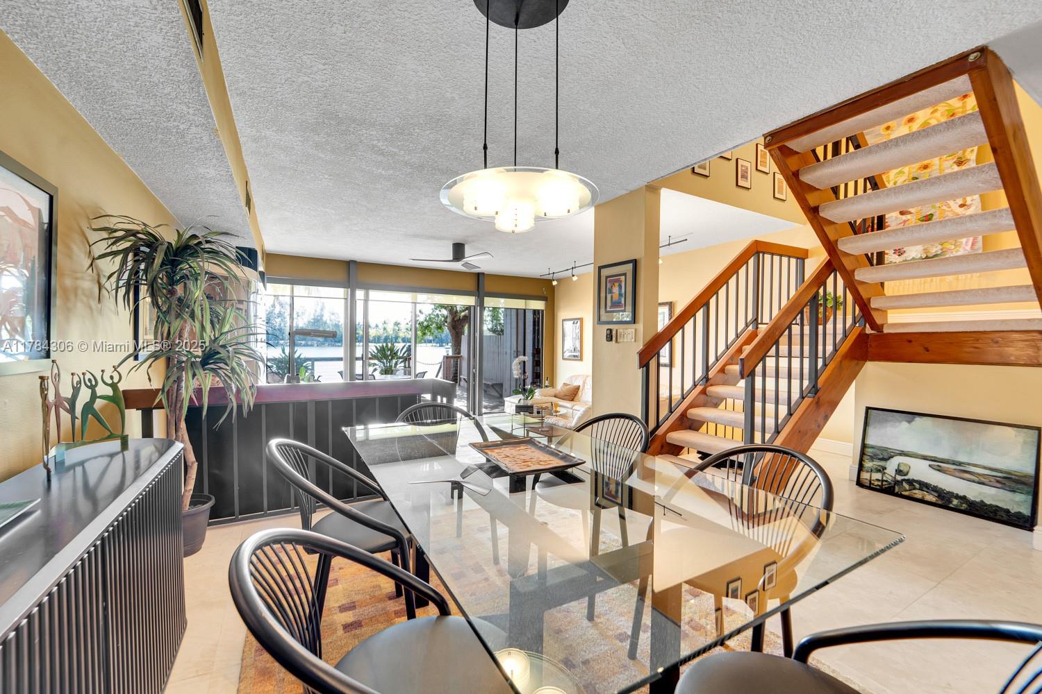 Lakeridge - Residential