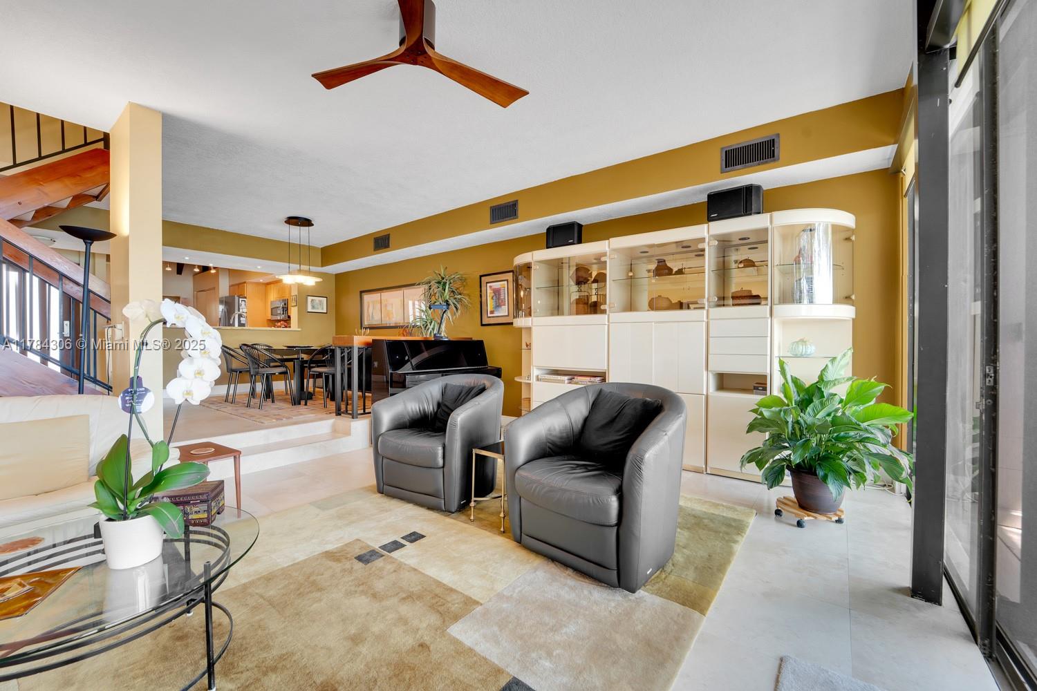Lakeridge - Residential