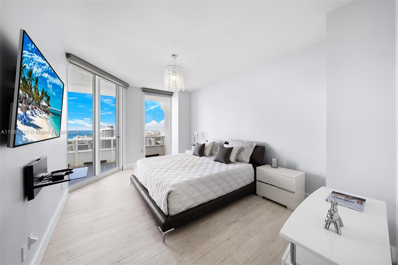 GREEN DIAMOND CONDO - Residential