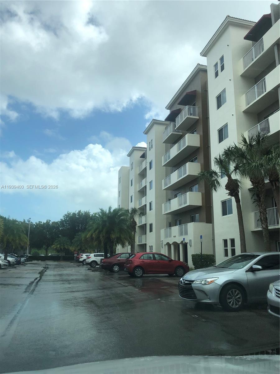 PARADISE POINTE CONDO - Residential