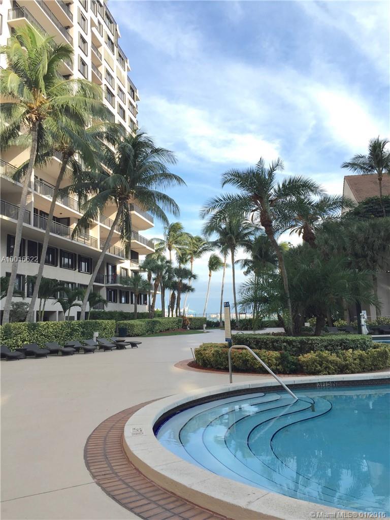 Best priced 1 bedroom condo in the building! Beautiful wood floors, updated kitchen/appliances, black granite countertops. Spacious 1 bedroom, 1 bath with open kitchen and balcony. Very large bedroom with elegant built-in closet and work area.