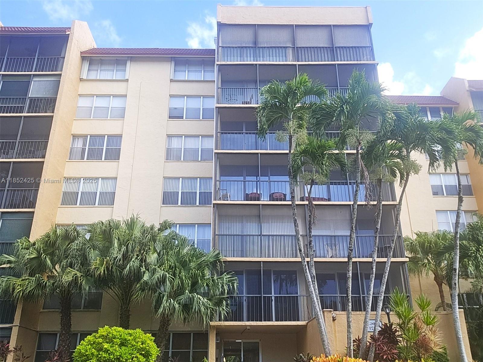 CONDOMINIUM 1 OF ENVIRON - Residential