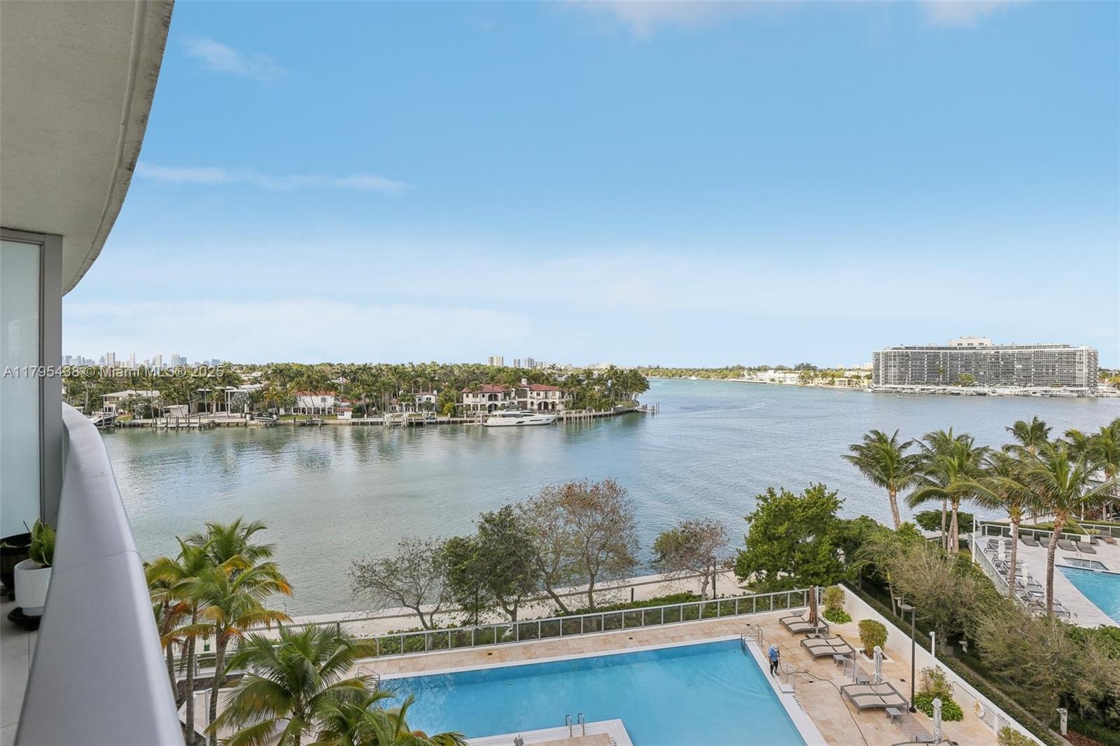 6620 Indian Creek Dr 613