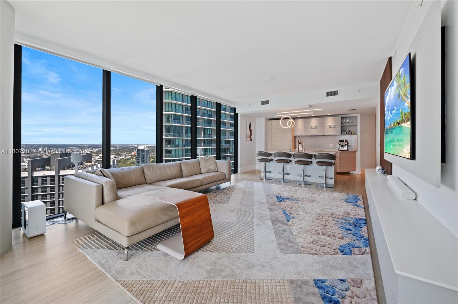650 NE 32nd St 4101
