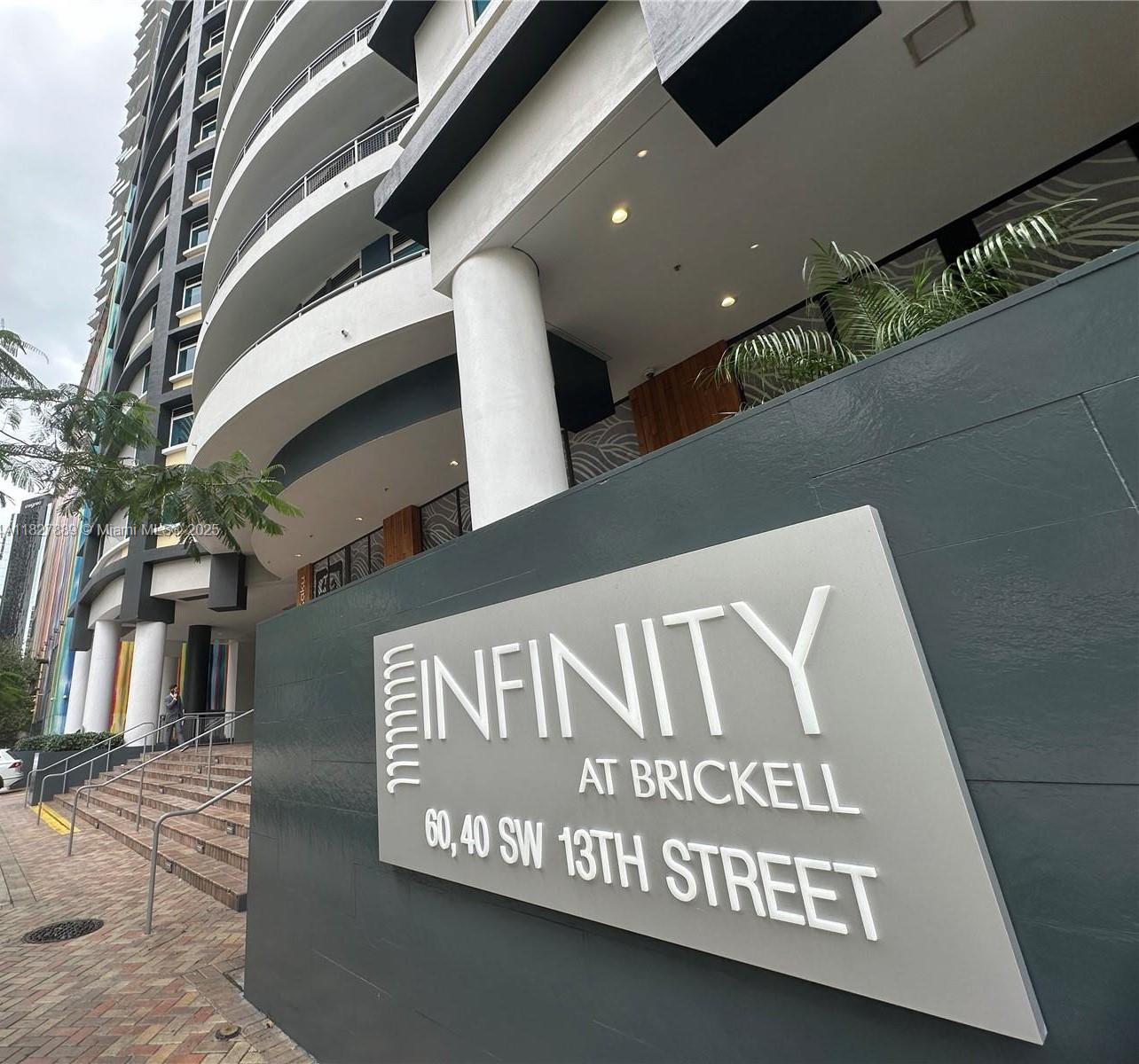 Luxurious duplex apartment in Infinity at Brickell featuring 2 bedrooms, 3 bathrooms, a den and soaring double-height ceilings with two private balconies. Enjoy high-speed internet, cable, and access to rooftop spa, state-of-the-art fitness center, steam room, sauna, and infinity-edge pool. Includes 24-hour security, doorman, valet, and concierge. The 50th-floor sunset deck offers 360° panoramic views. The kitchen features granite countertops and stainless steel appliances. Located within walking distance to Brickell City Centre, supermarket, Metrorail, and I-95. With a walk score that makes daily errands easy, excellent transit, and very bikeable streets, this is urban living at its finest.