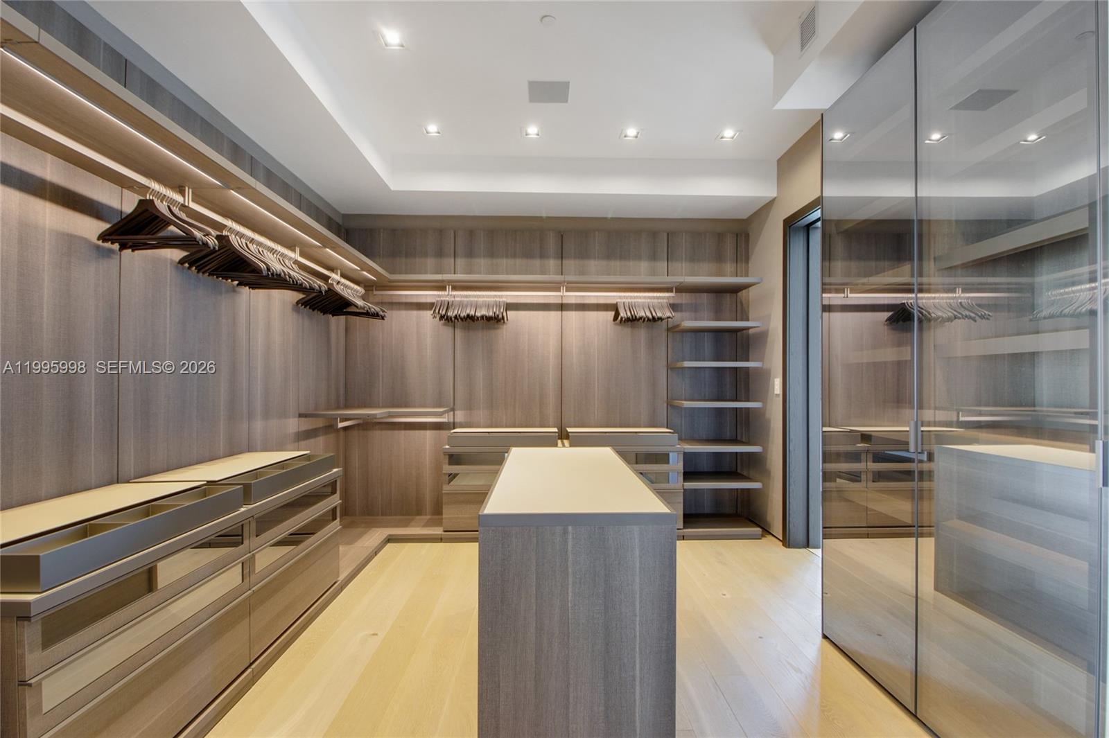 ECHO BRICKELL CONDO - Residential