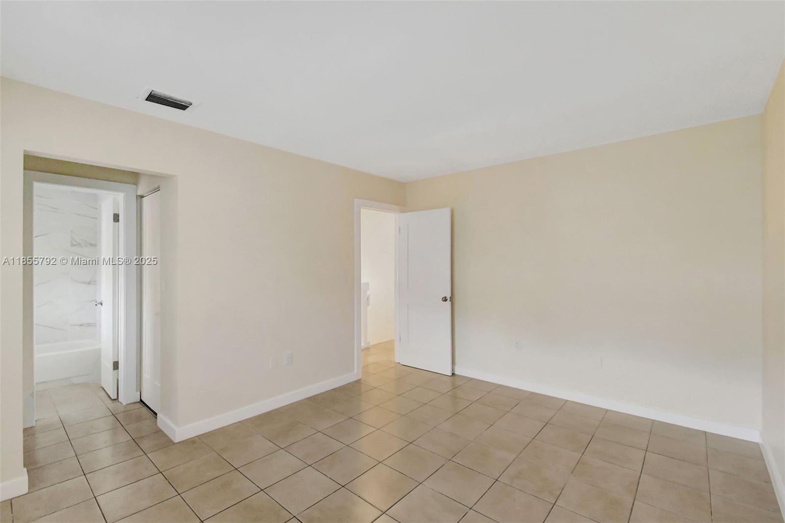 FLAMINGO GARDENS PHASE FO - Residential