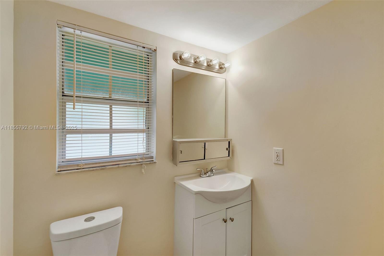 FLAMINGO GARDENS PHASE FO - Residential
