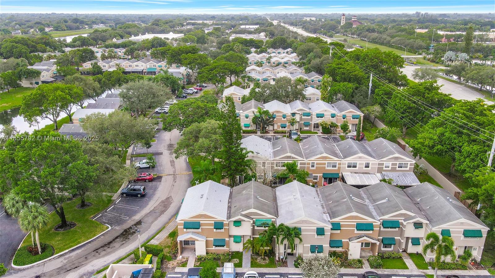 FLAMINGO GARDENS PHASE FO - Residential