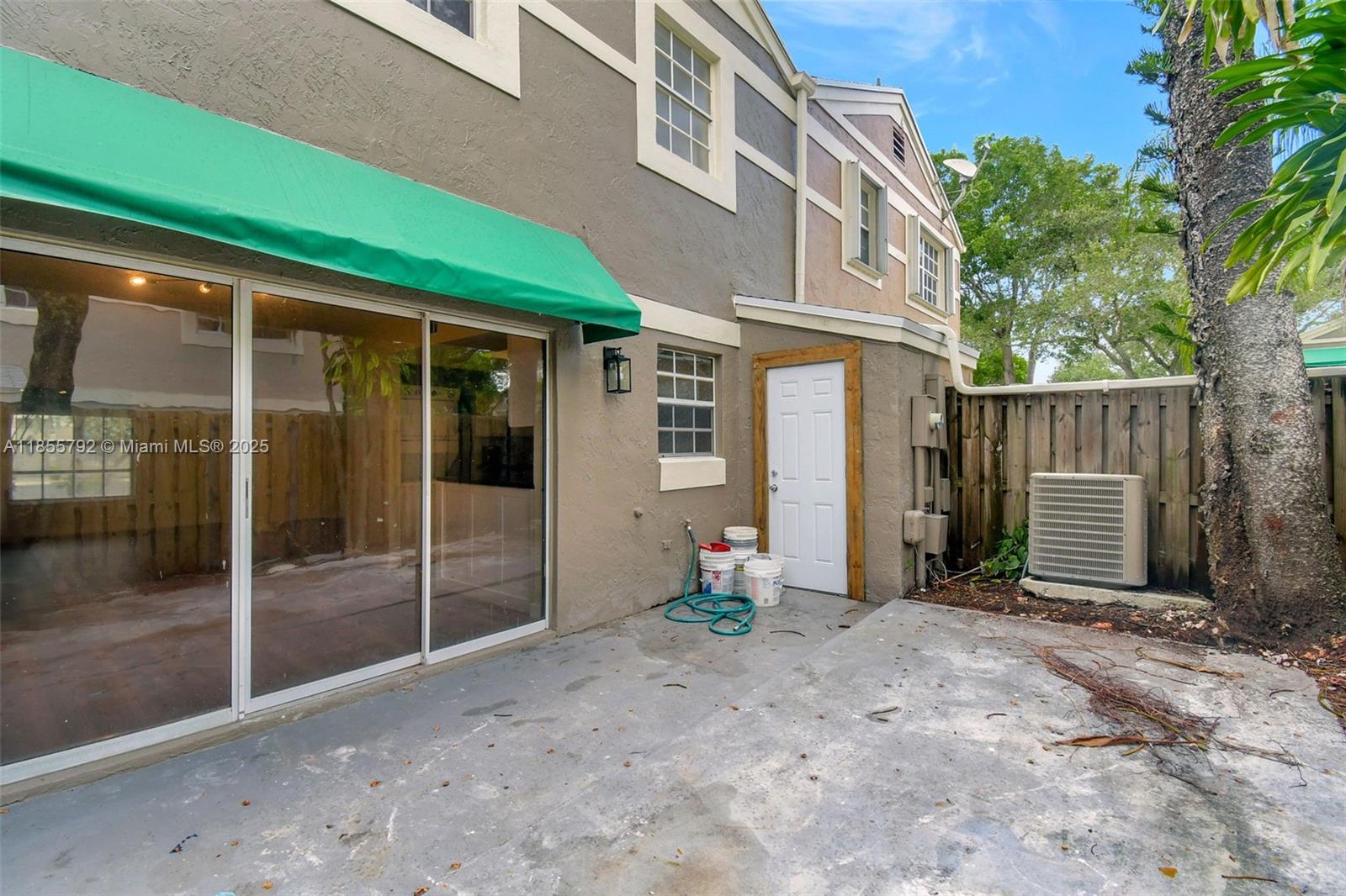FLAMINGO GARDENS PHASE FO - Residential
