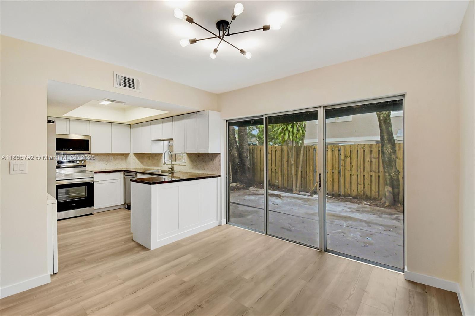 FLAMINGO GARDENS PHASE FO - Residential