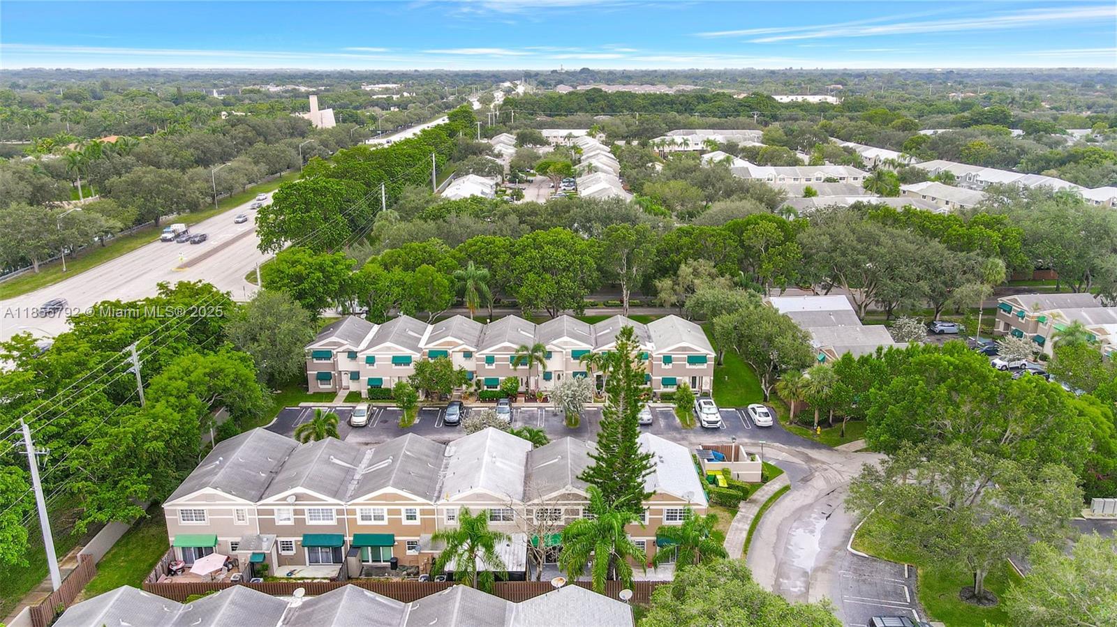 FLAMINGO GARDENS PHASE FO - Residential
