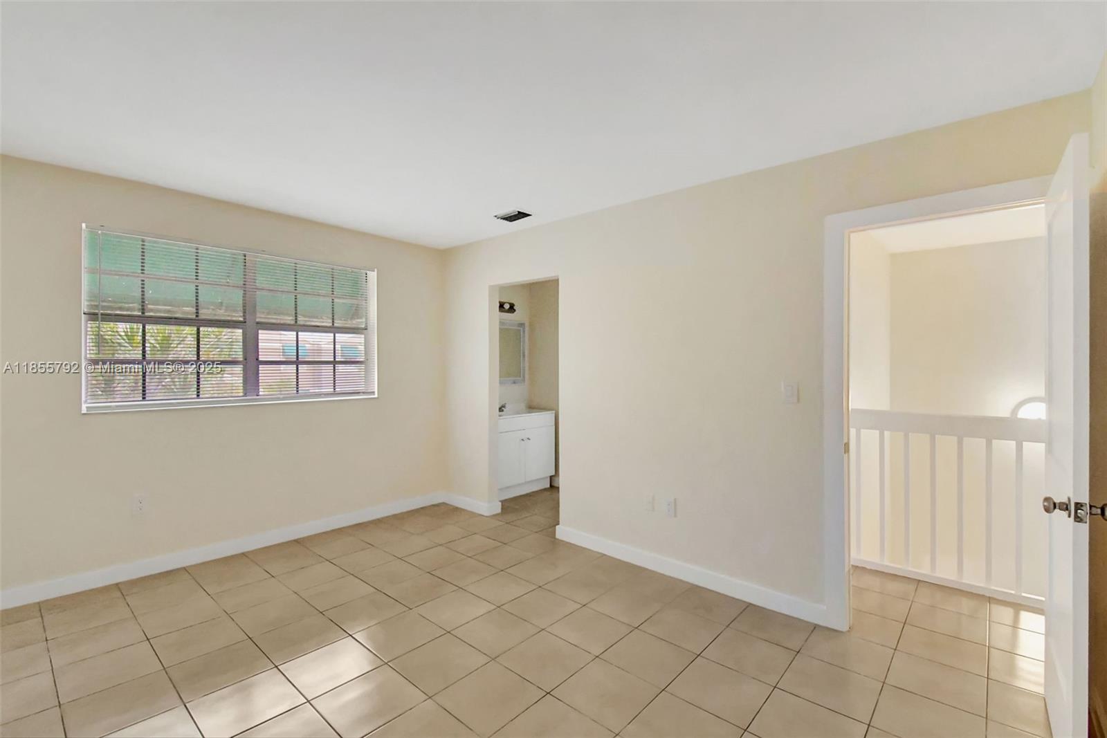 FLAMINGO GARDENS PHASE FO - Residential