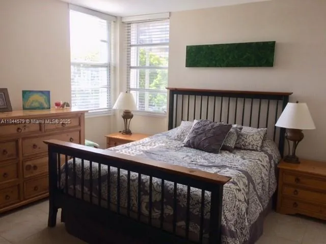 Miami, Florida 33129, United States, 2 Bedrooms Bedrooms, ,2 BathroomsBathrooms,Residential,Active,175586