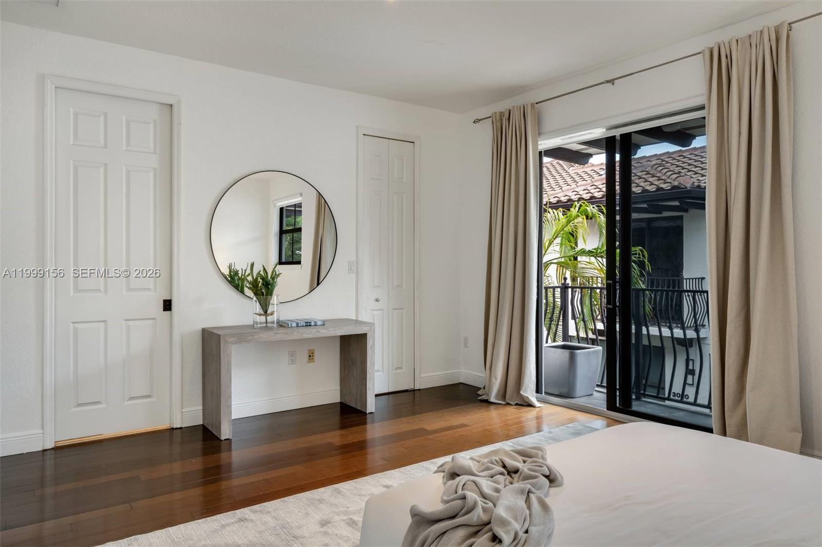 GROVE ENCLAVE CONDO - Residential