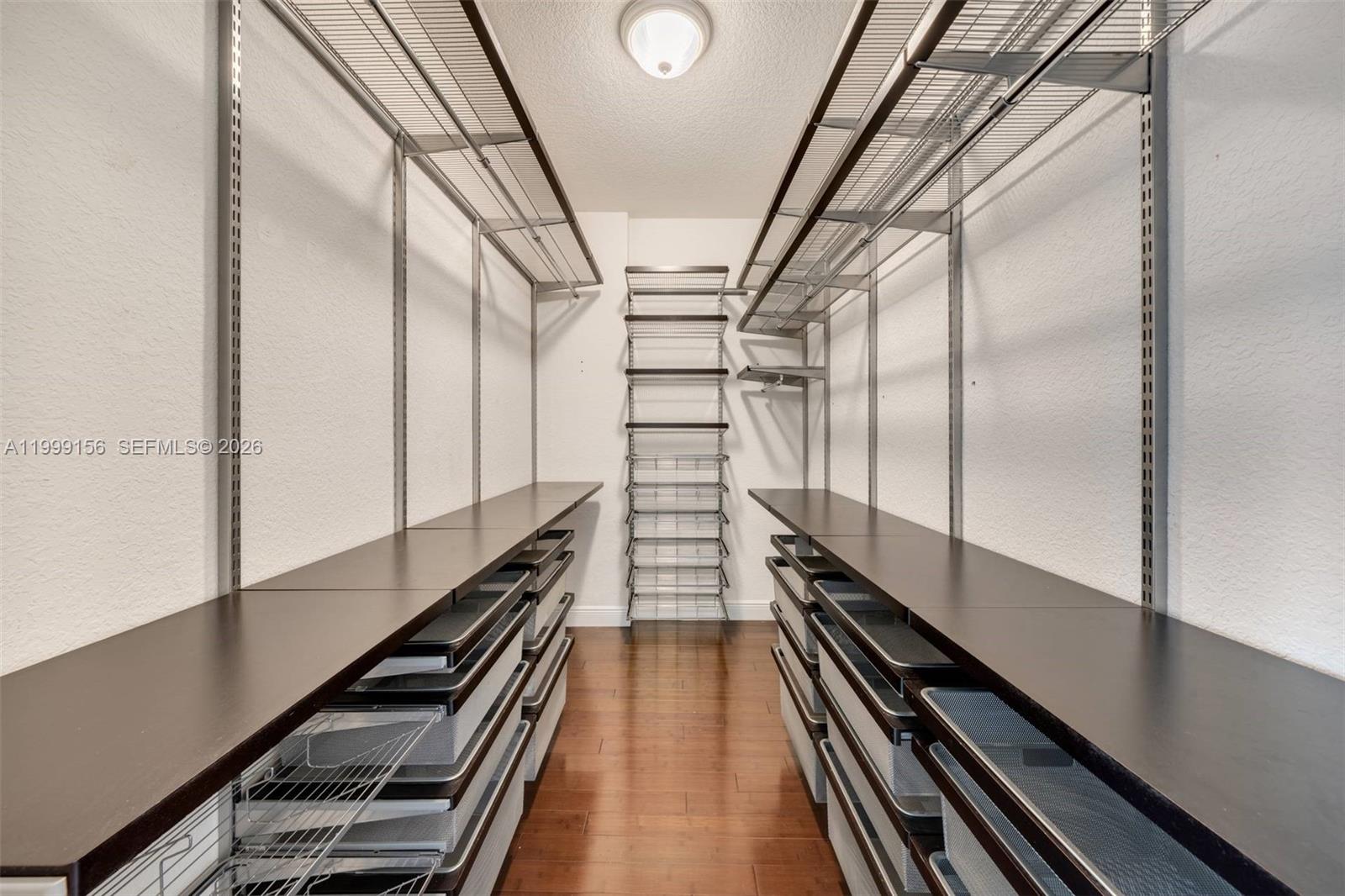 GROVE ENCLAVE CONDO - Residential