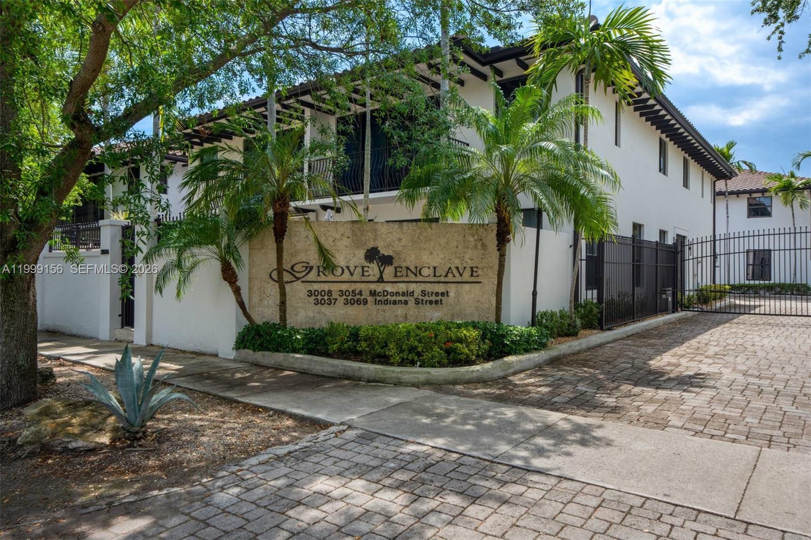 GROVE ENCLAVE CONDO - Residential