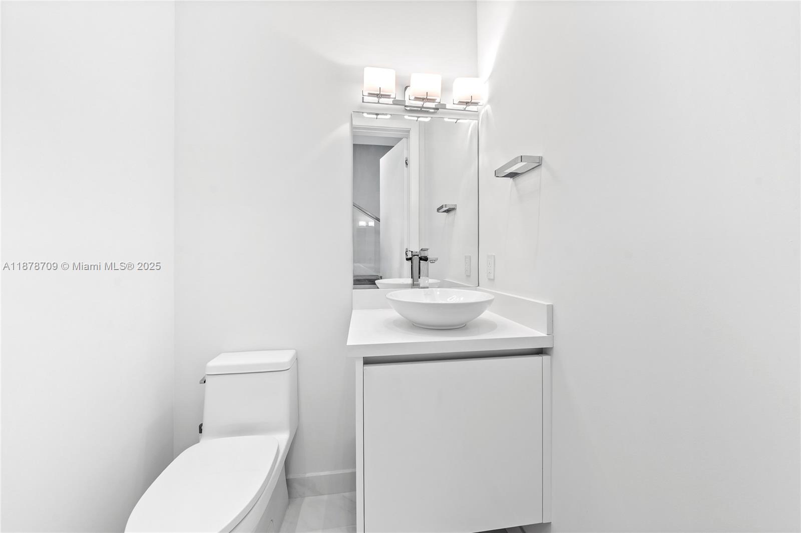 HOLLYWOOD BEACH SECOND AD - Residential