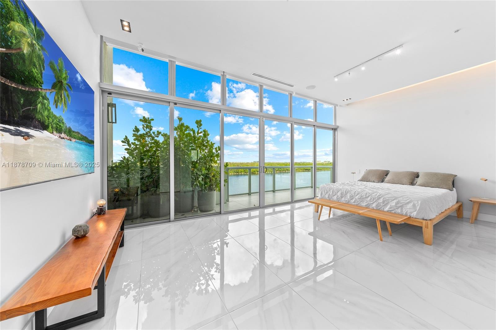 HOLLYWOOD BEACH SECOND AD - Residential