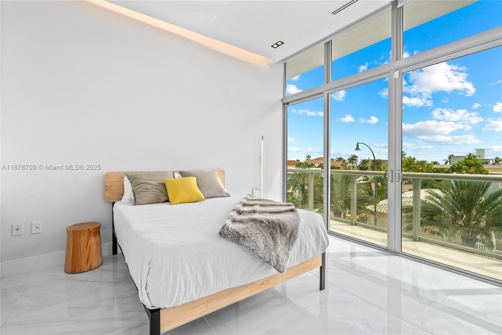 HOLLYWOOD BEACH SECOND AD - Residential