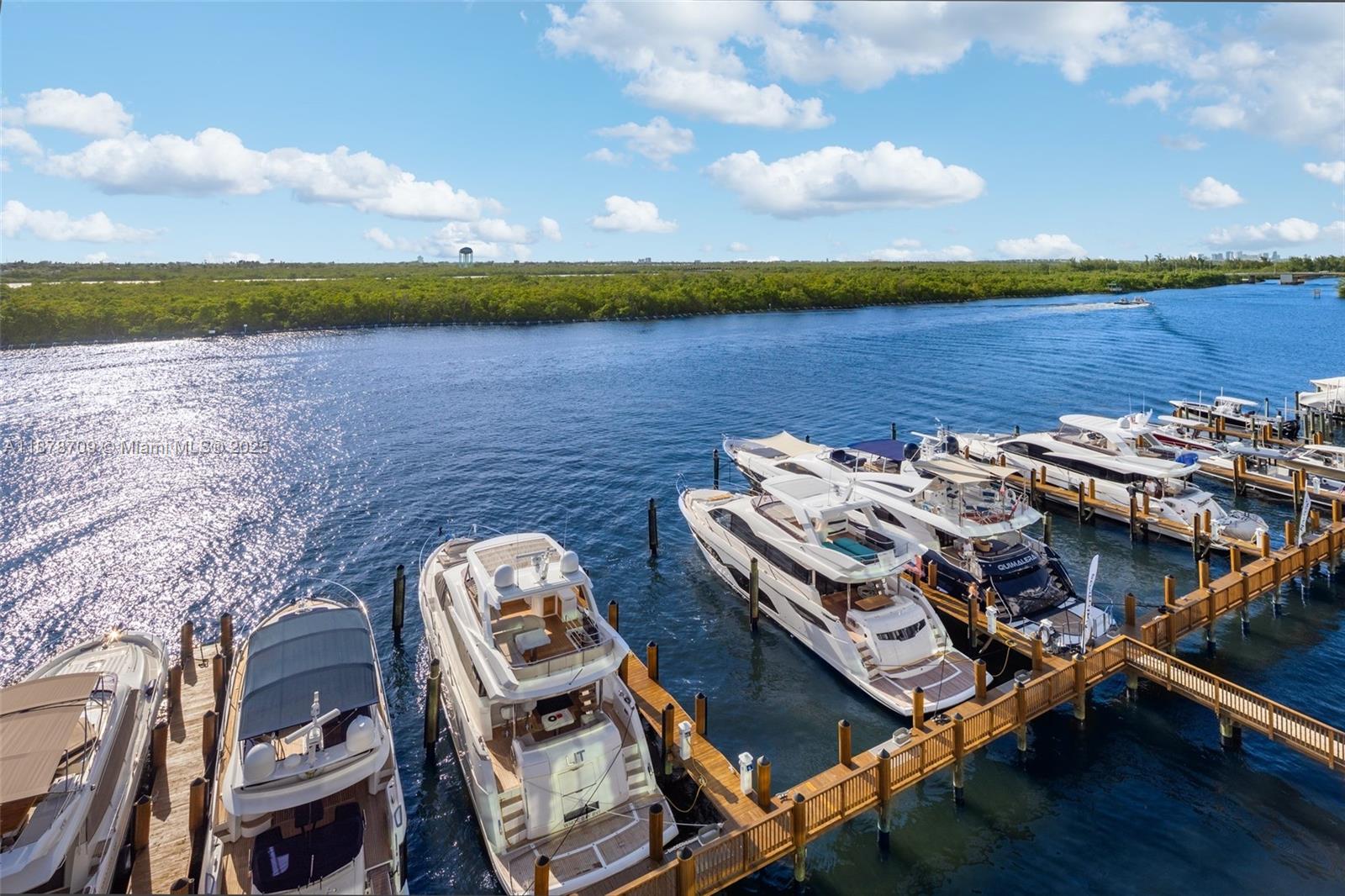 HOLLYWOOD BEACH SECOND AD - Residential