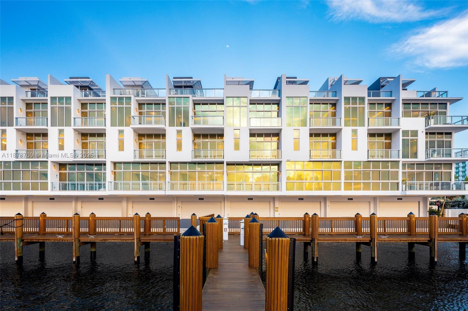 HOLLYWOOD BEACH SECOND AD - Residential