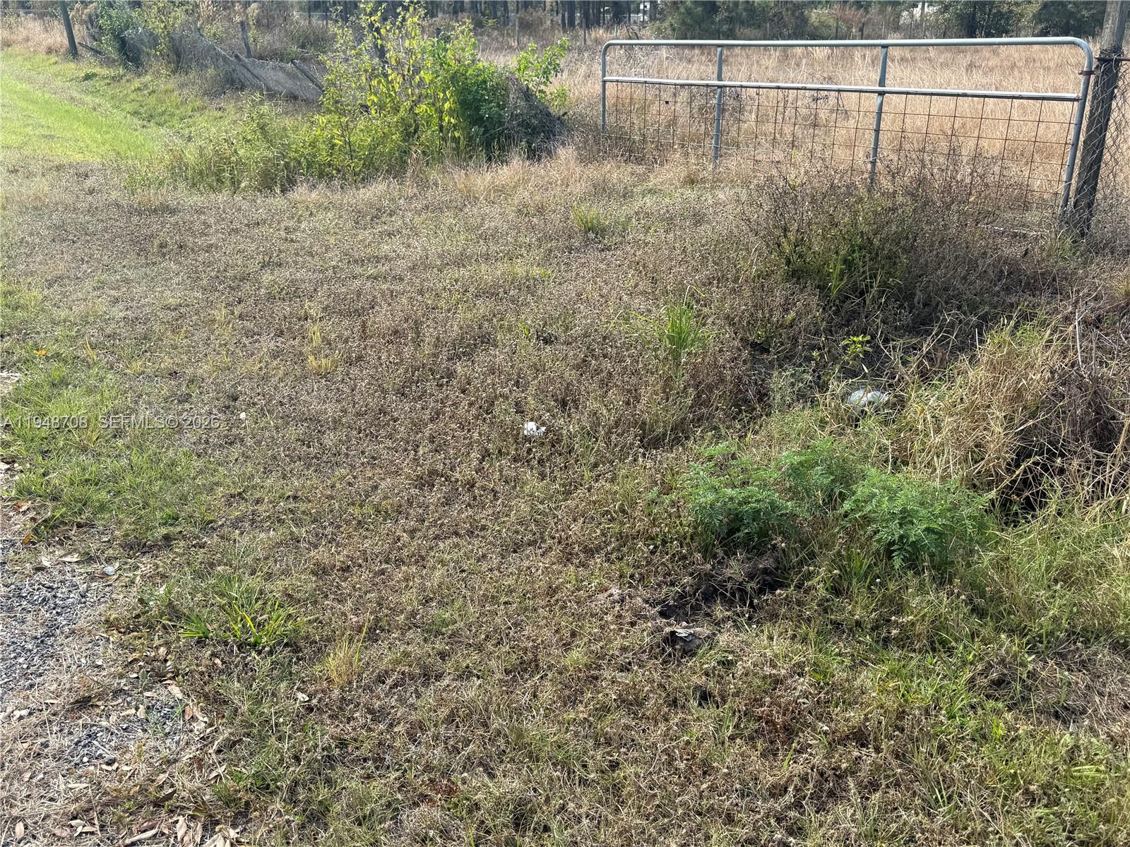 MOTURA RANCH ESTATES - Land