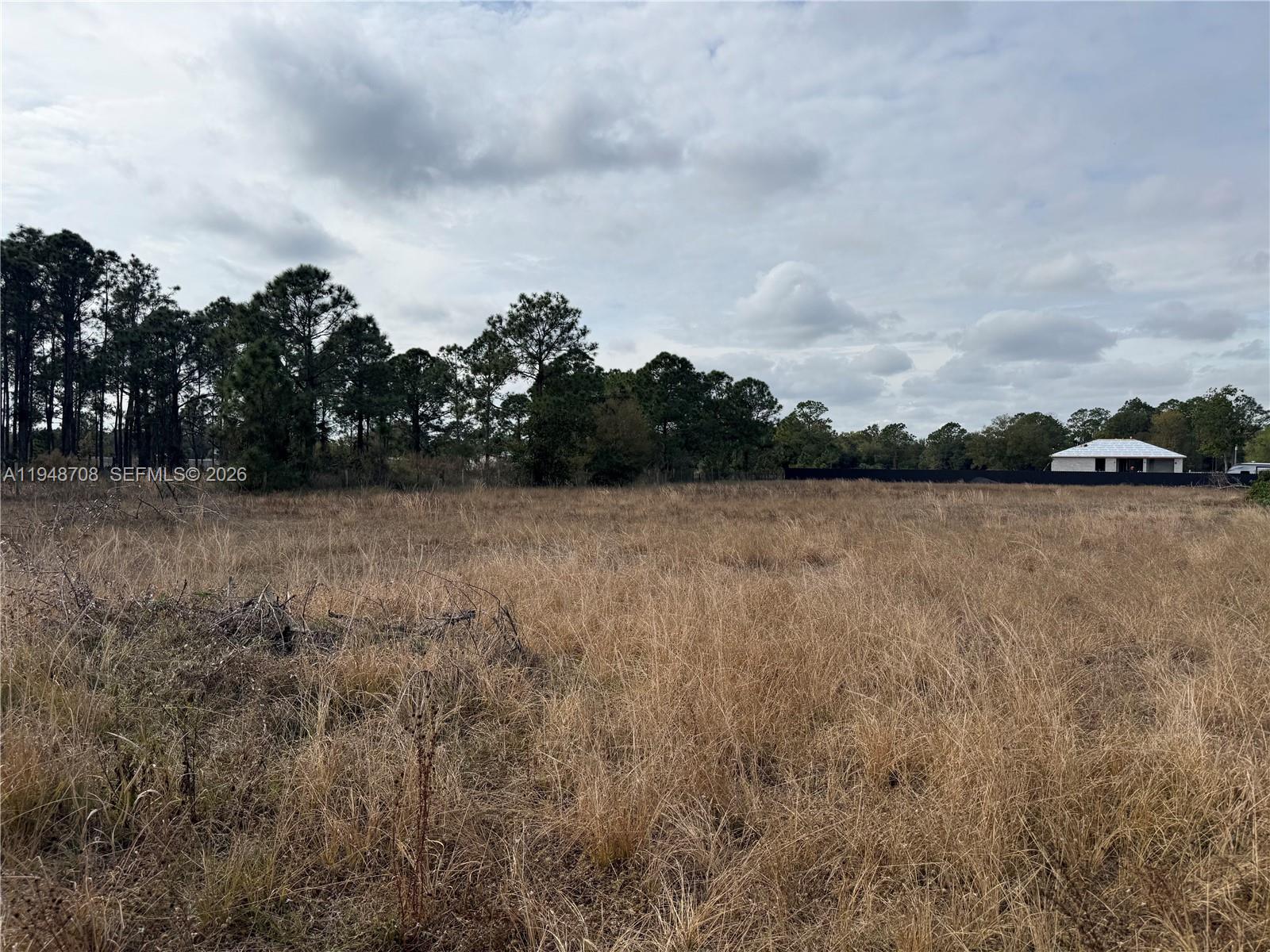 MOTURA RANCH ESTATES - Land