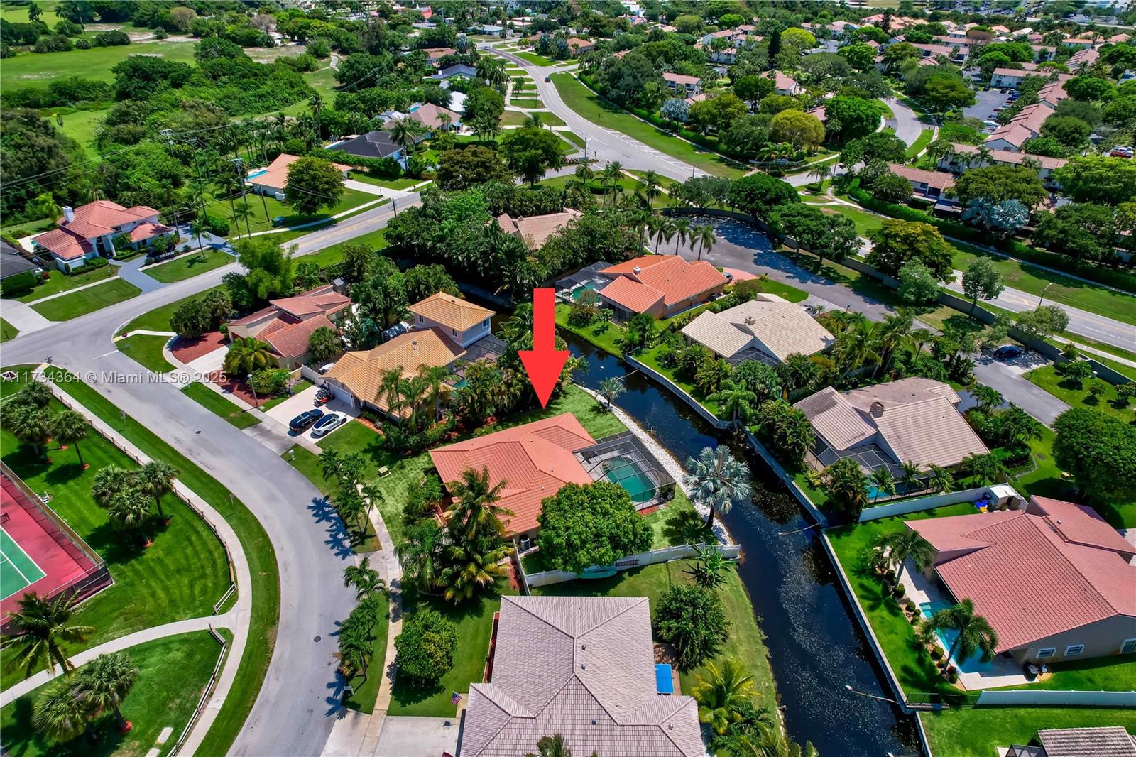 HIDDEN LAKE - Residential