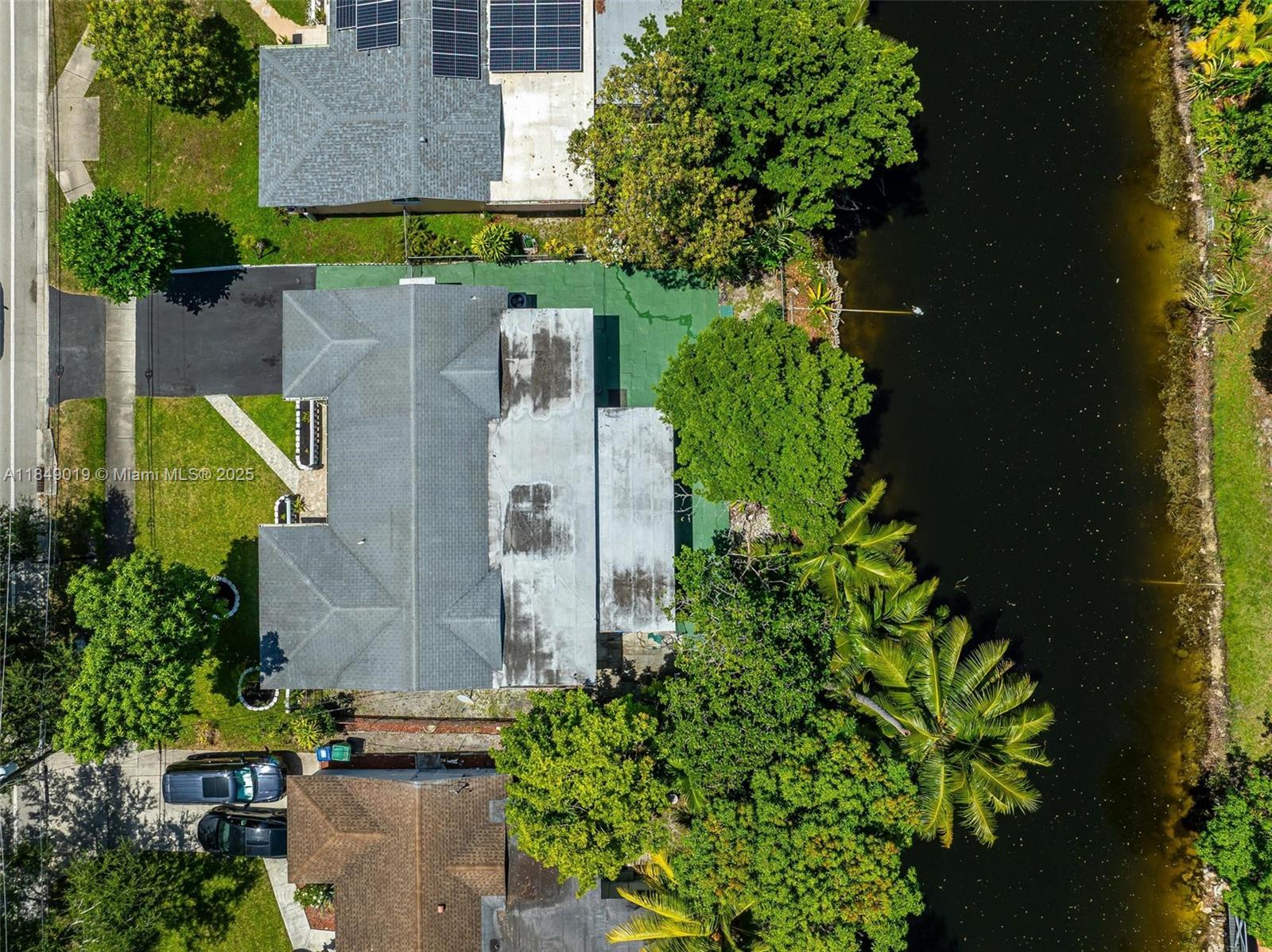 1420 NW 56th Ave, Lauderhill, FL, 33313/$449,900 3 1420 NW 56th Ave
