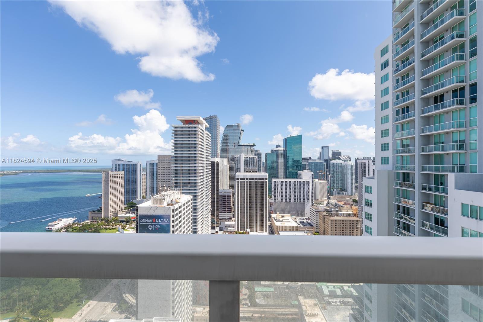 244 Biscayne Blvd 4107