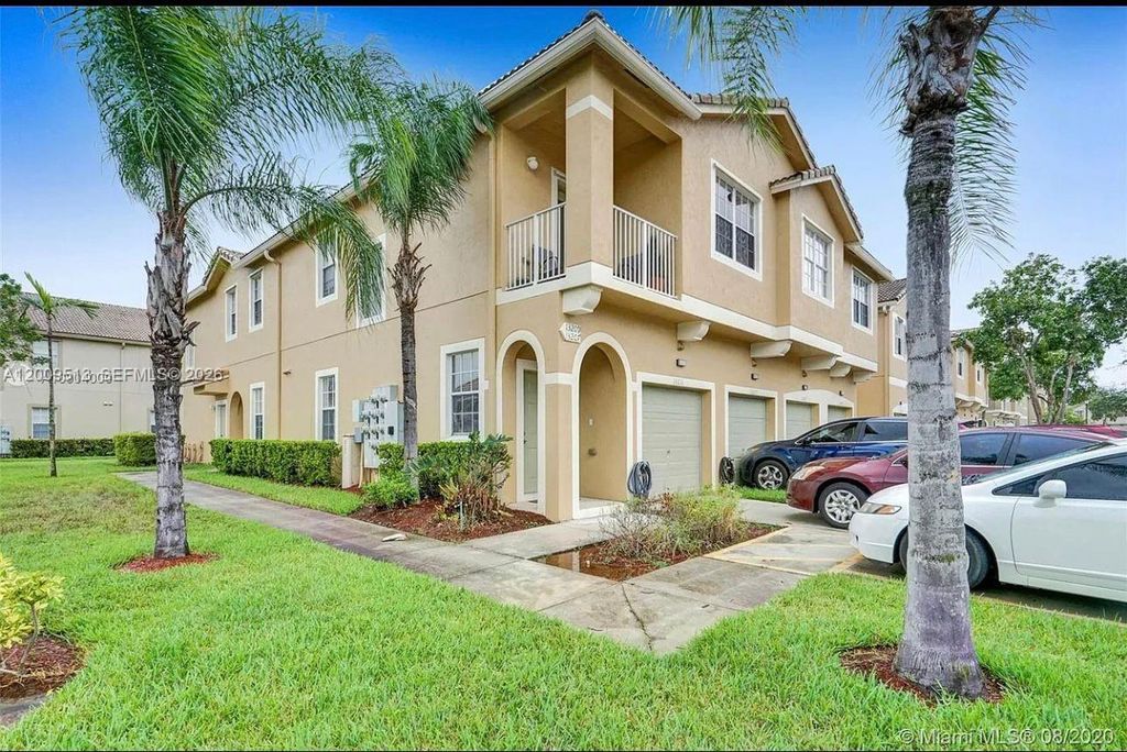 Photo of 13209 SW 44th St #17101, Miramar, FL 33027 (MLS # A12009513)