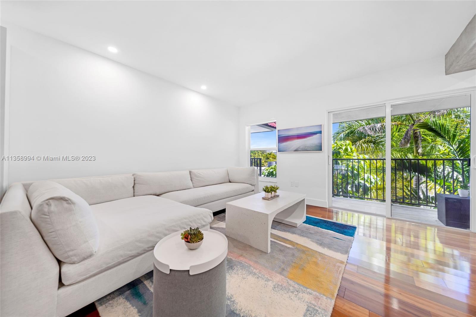 Photo 1 of 15 of 1821 Jefferson Ave 306 condo