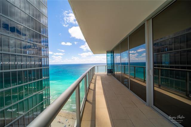 JADE OCEAN CONDO - Residential Lease