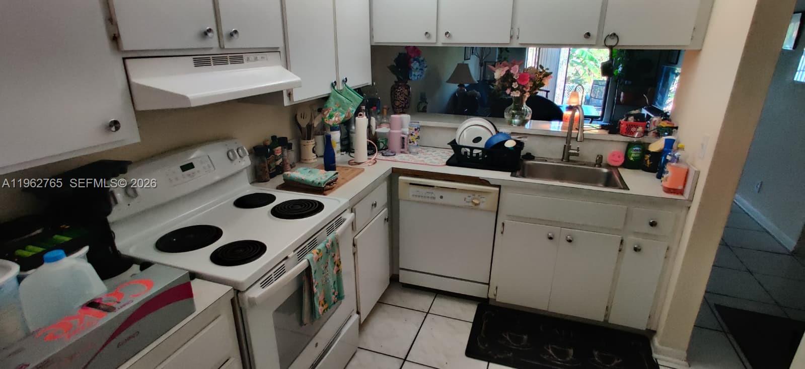 HEFTLER TOWNHOUSES AT REDB - Residential