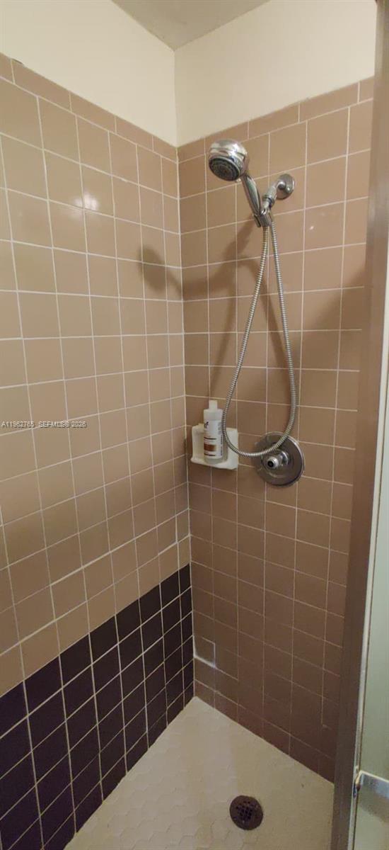 HEFTLER TOWNHOUSES AT REDB - Residential