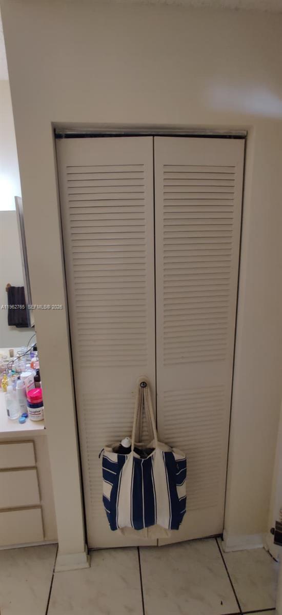 HEFTLER TOWNHOUSES AT REDB - Residential