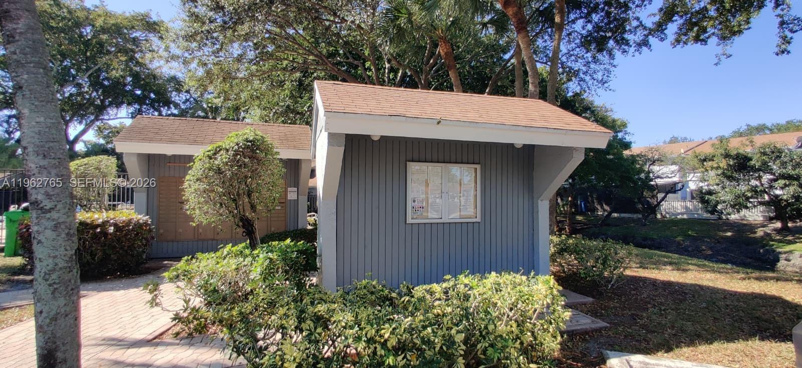 HEFTLER TOWNHOUSES AT REDB - Residential