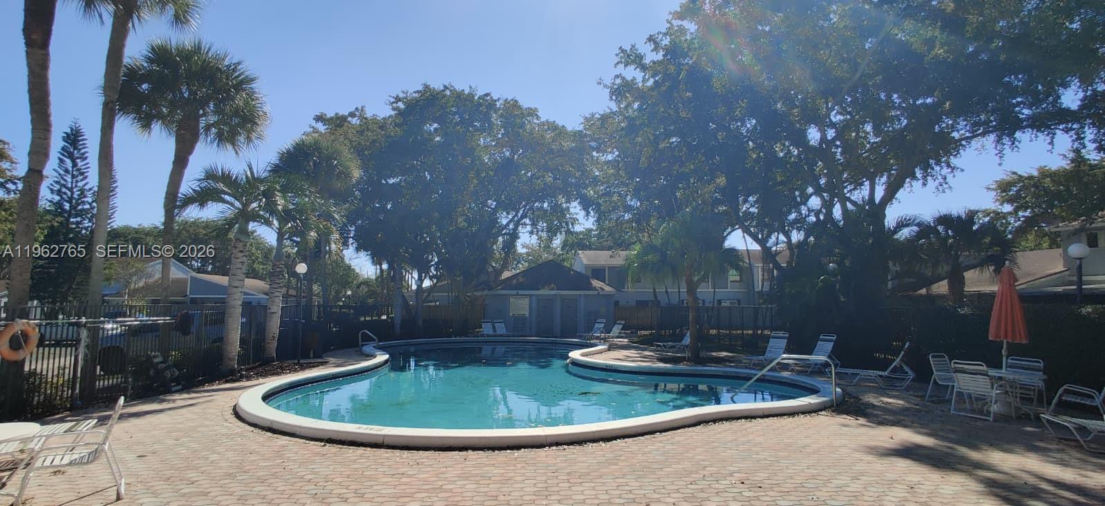 HEFTLER TOWNHOUSES AT REDB - Residential