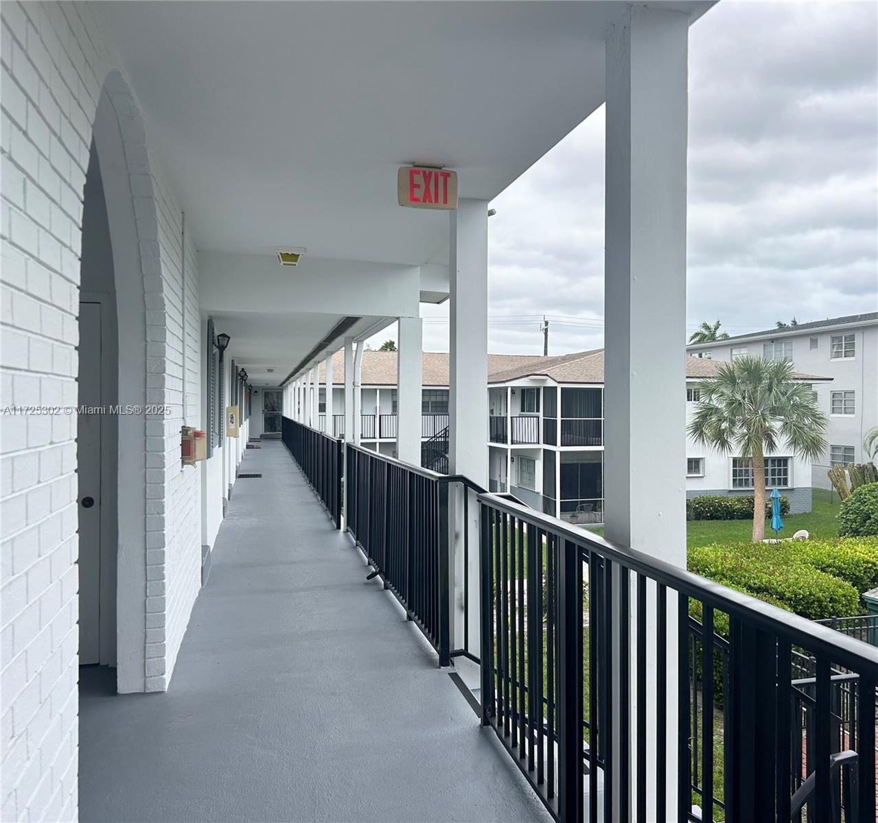 Rental Property at 1431 S 14th Ave 205, Hollywood, Broward County, Florida - Bedrooms: 1 
Bathrooms: 1  - $1,750 MO.