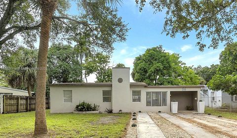 Photo of 139 SW 21st Way, Fort Lauderdale, FL 33312 (MLS # A11888416)
