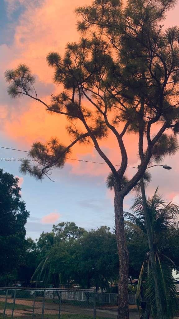 WOODLAND PARK AMD PLAT - Residential