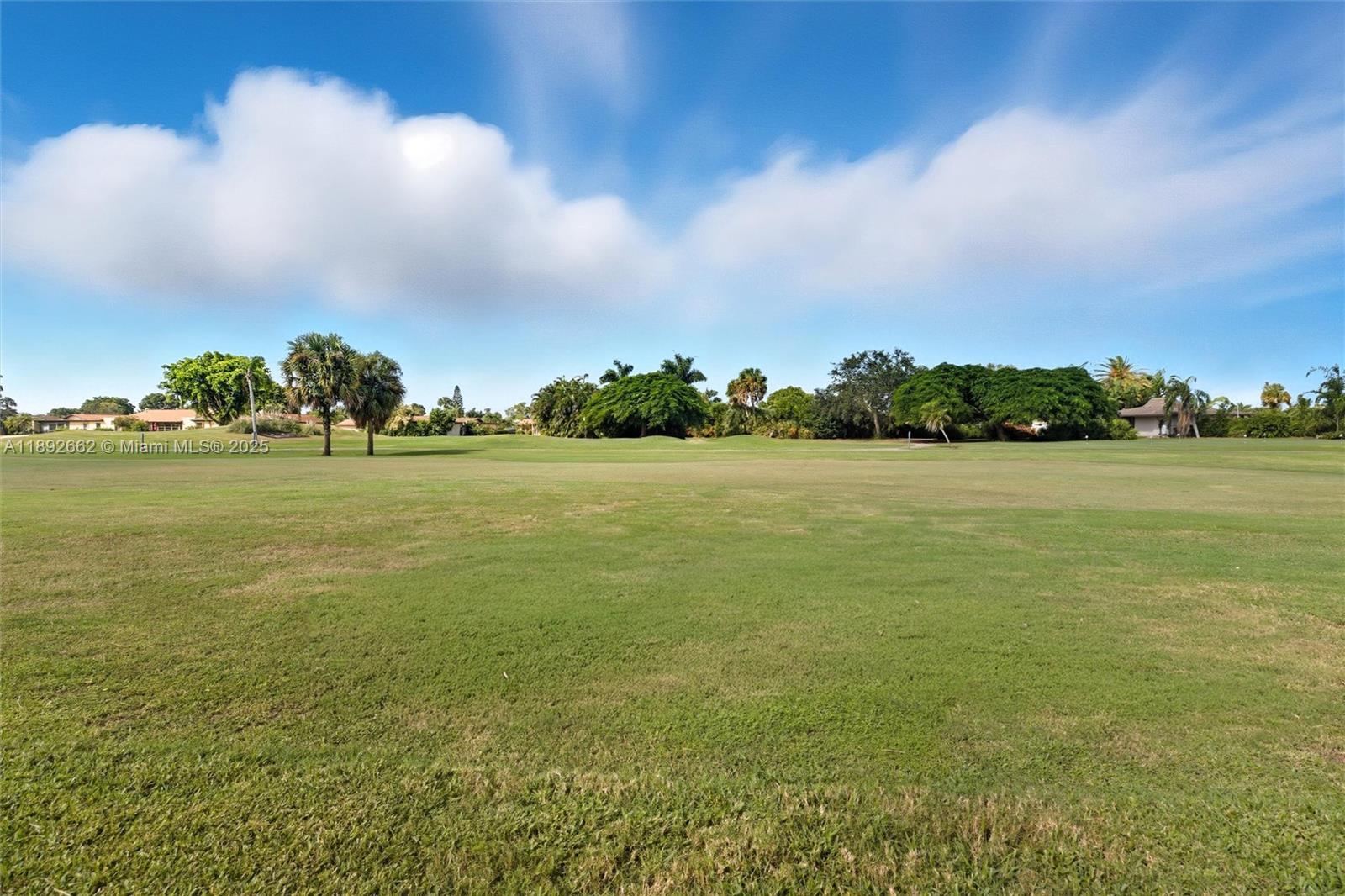 LAKEWOOD VILLAS III LW - Residential