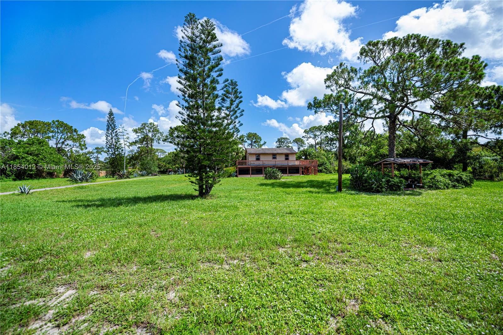 Pioneer Plantation - Residential