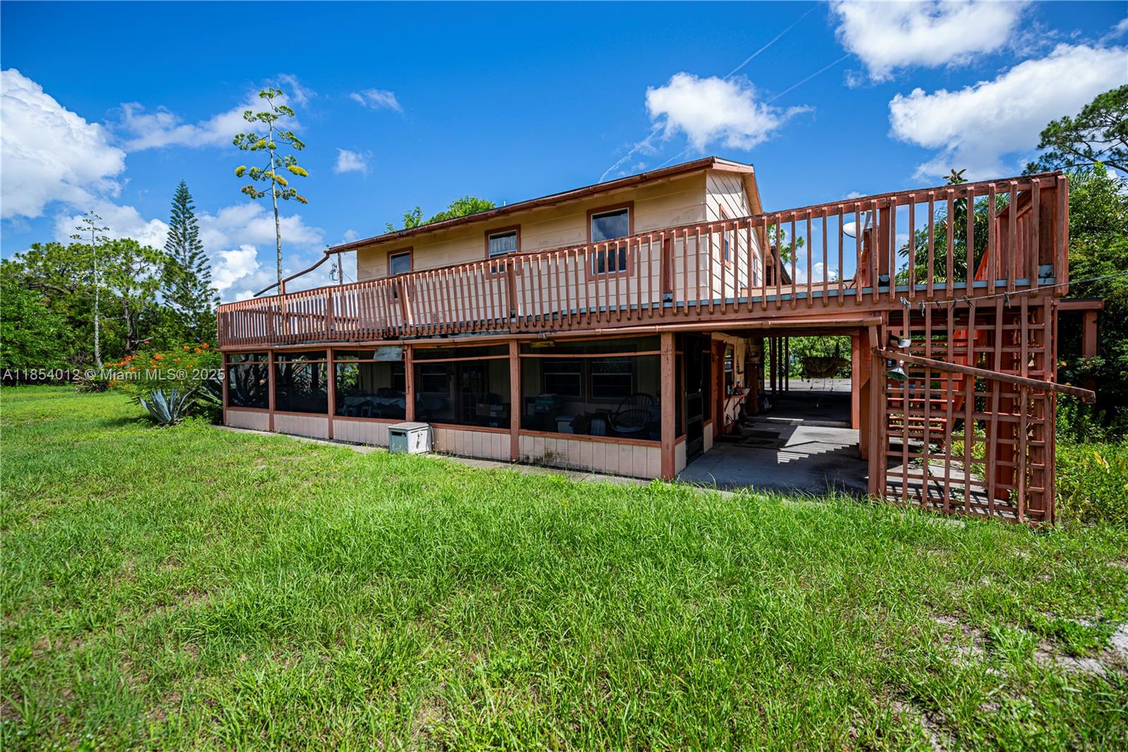 Pioneer Plantation - Residential