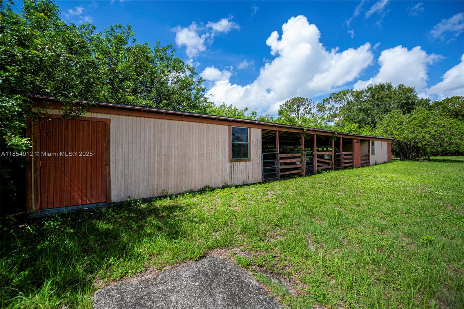 Pioneer Plantation - Residential