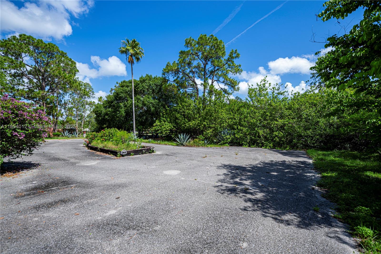 Pioneer Plantation - Residential